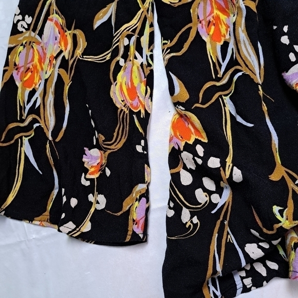 Free People Bella‎ Floral Tunic - Picture 13 of 14